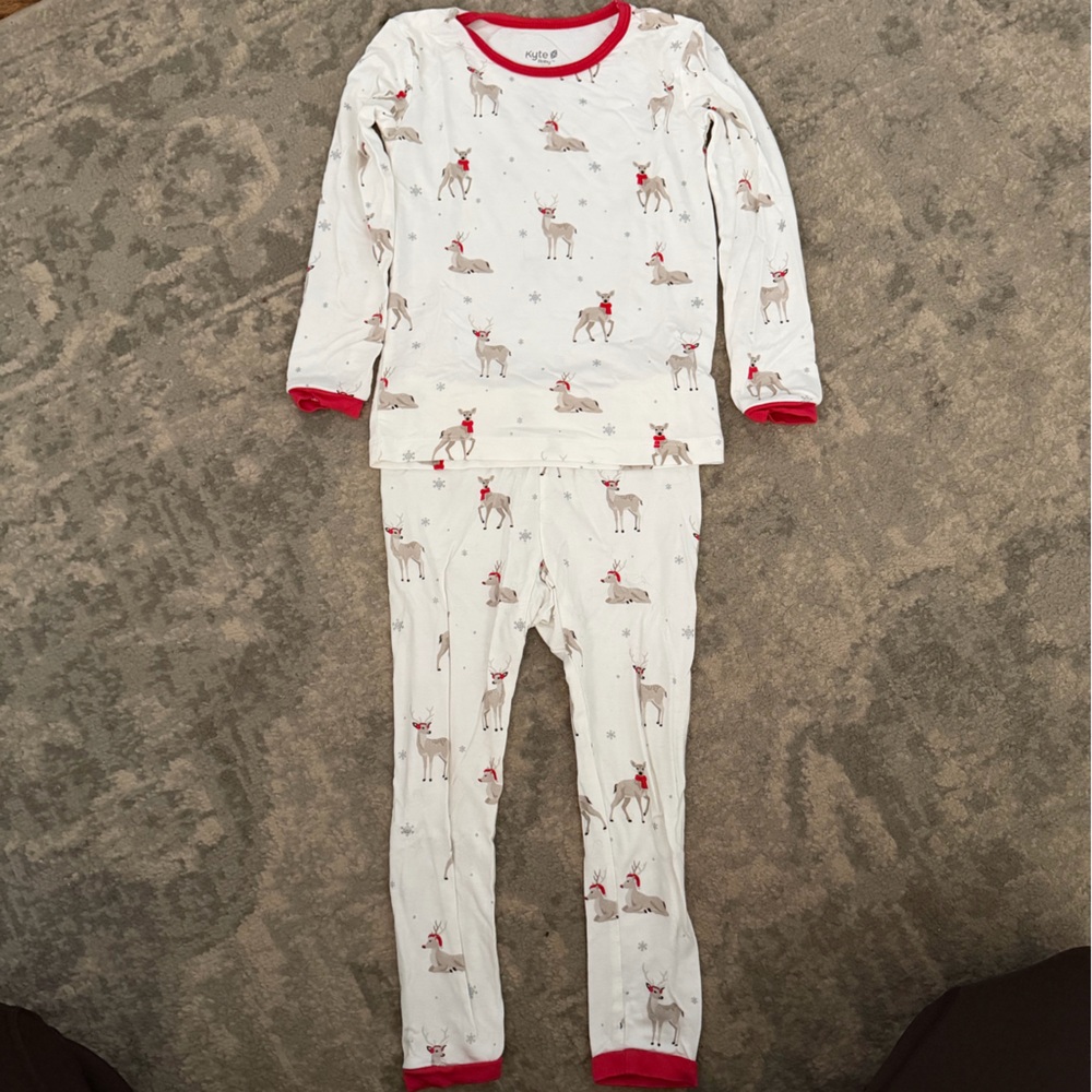 Kyte BABY White One-Piece Pajamas with Red Trim